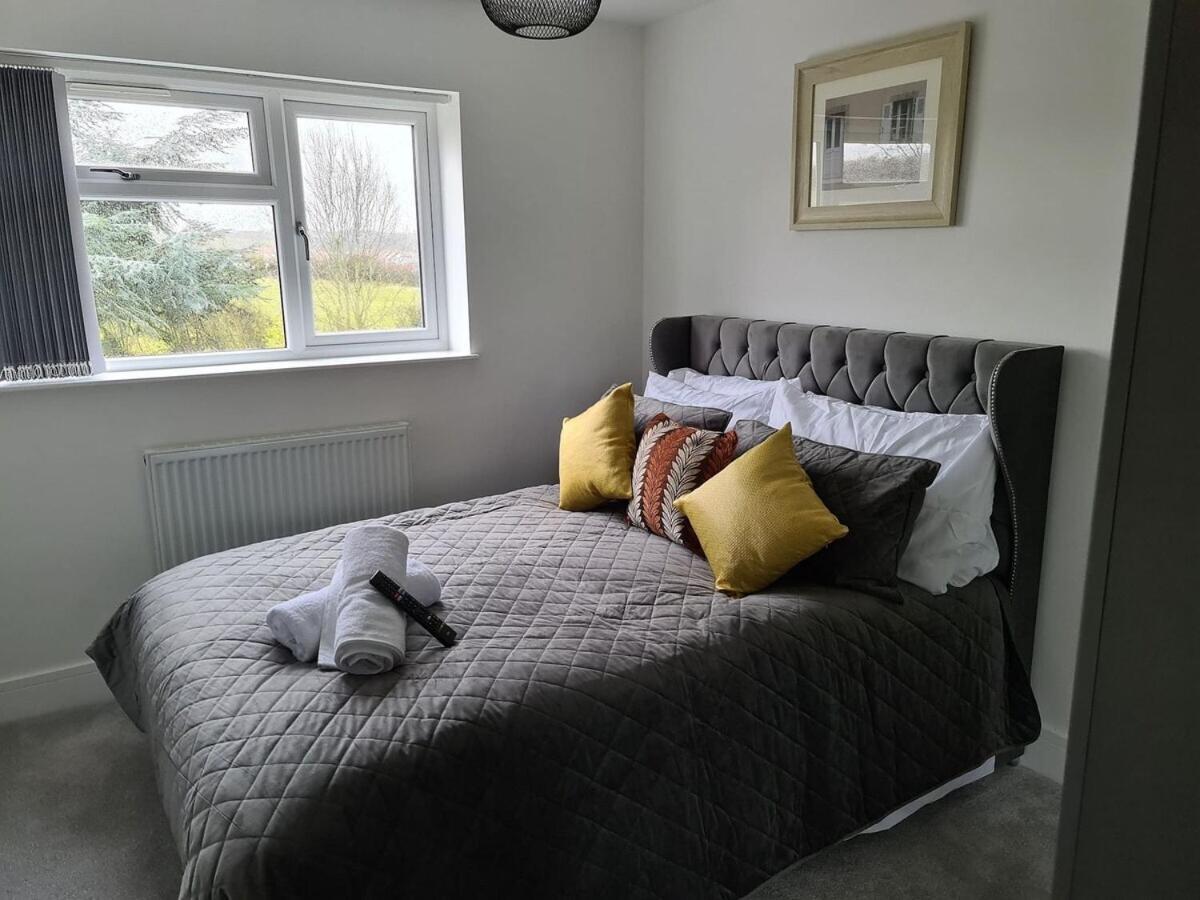 Sav 5 Bed Luxury Detached House In Leicester Humberstone Quarto foto